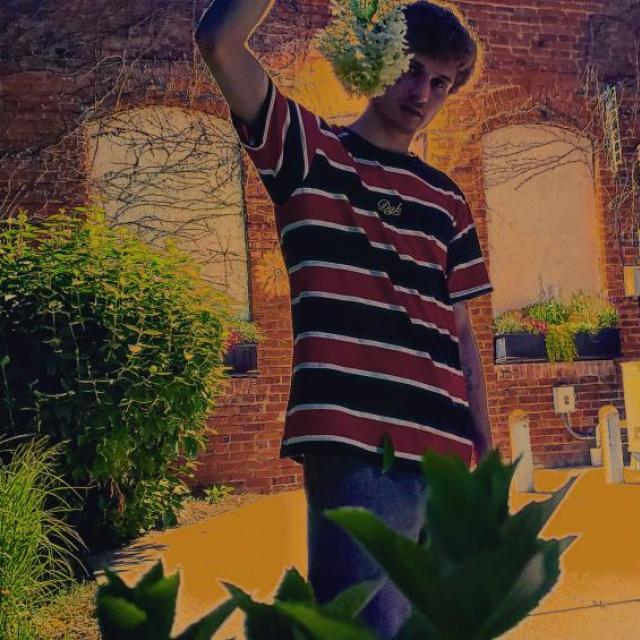 UglyBoiTrey's picture UglyBoiTrey's picture