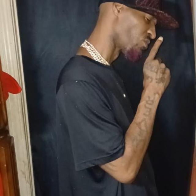 Thuggio's picture Thuggio's picture