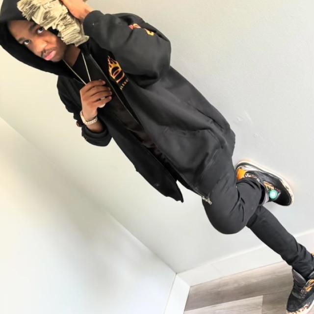 741 spaz's picture 741 spaz's picture