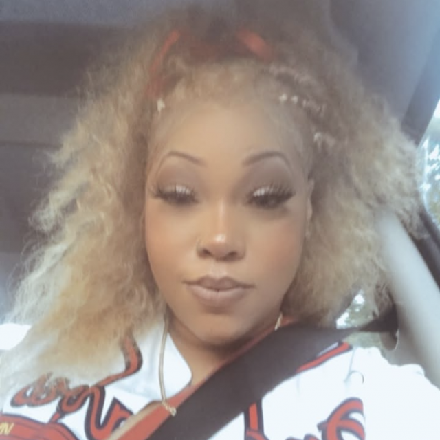 Saundra89's picture