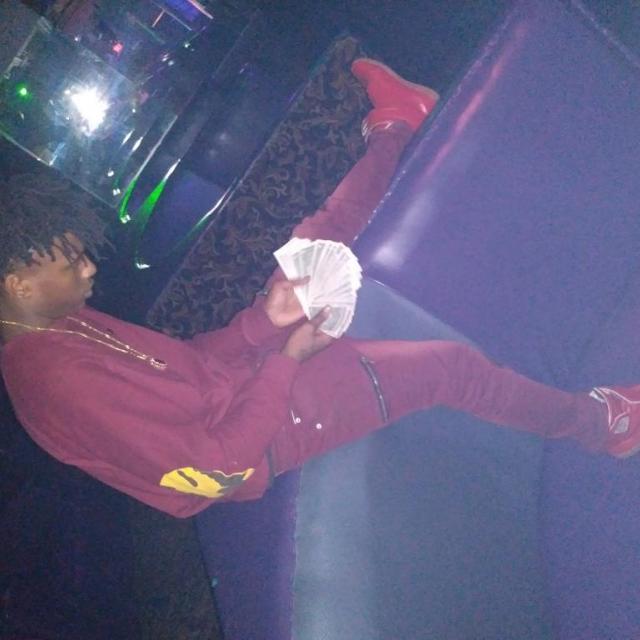 HunchoYungin's picture HunchoYungin's picture