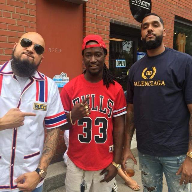 2 Eazy's picture
