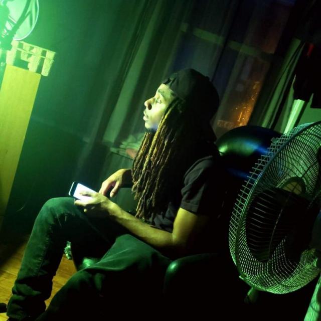 J.O.E.Y 3dots's picture J.O.E.Y 3dots's picture