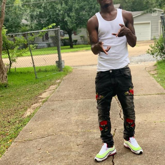 Li Key's picture Li Key's picture