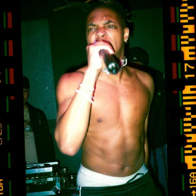 Midnight-z's picture Midnight-z's picture