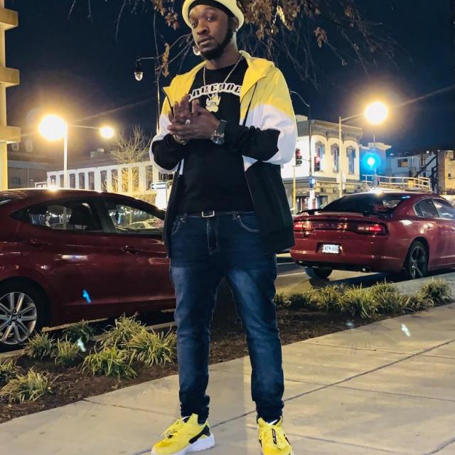 Charlie Lyrics's picture