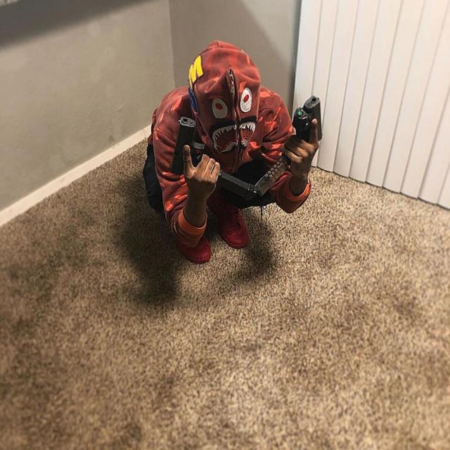 MookThaMenace's picture MookThaMenace's picture