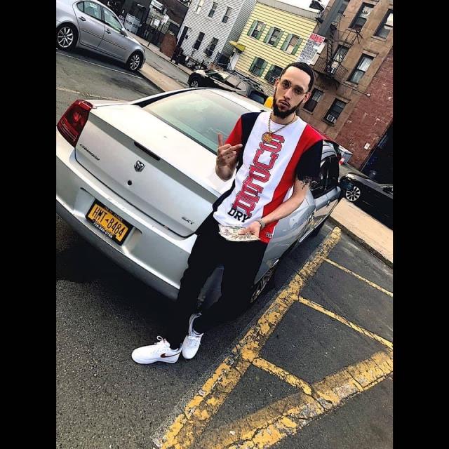 Lee bandsss's picture Lee bandsss's picture