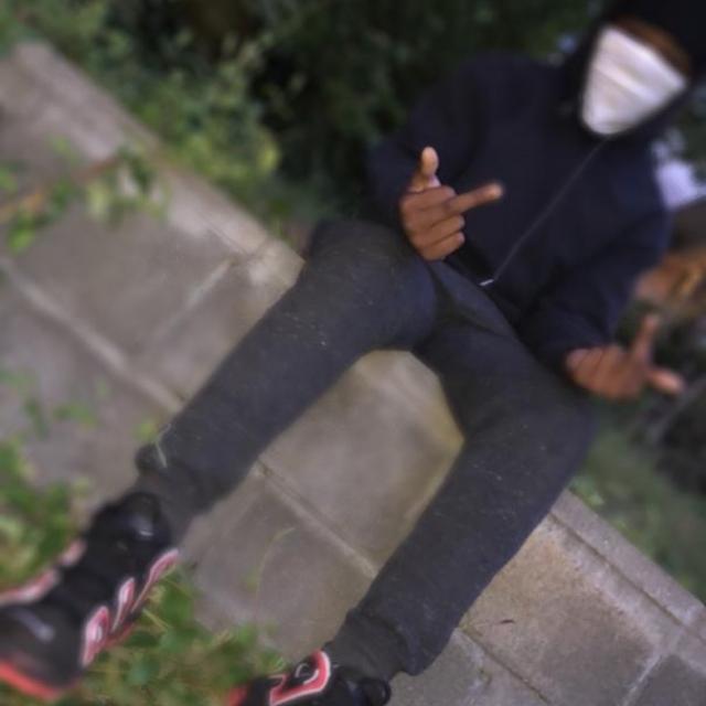 DeeFrm803's picture DeeFrm803's picture