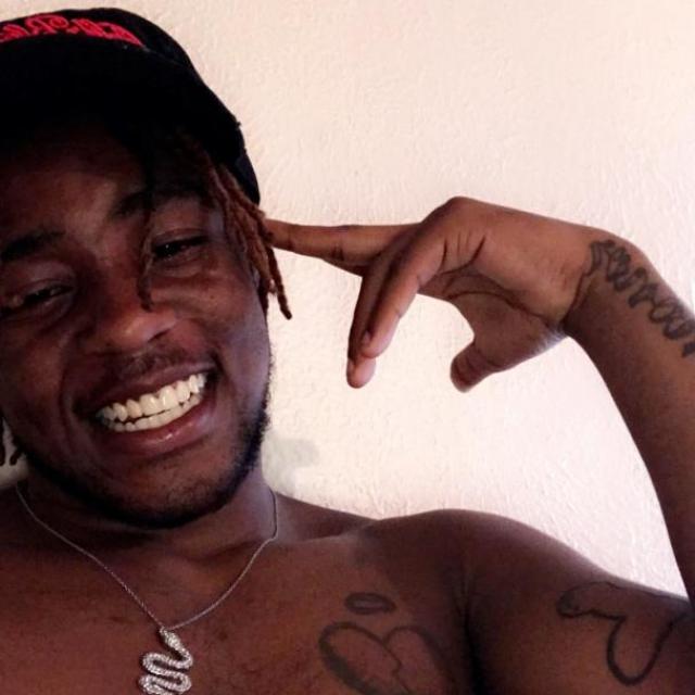 BossmaneeYBC's picture