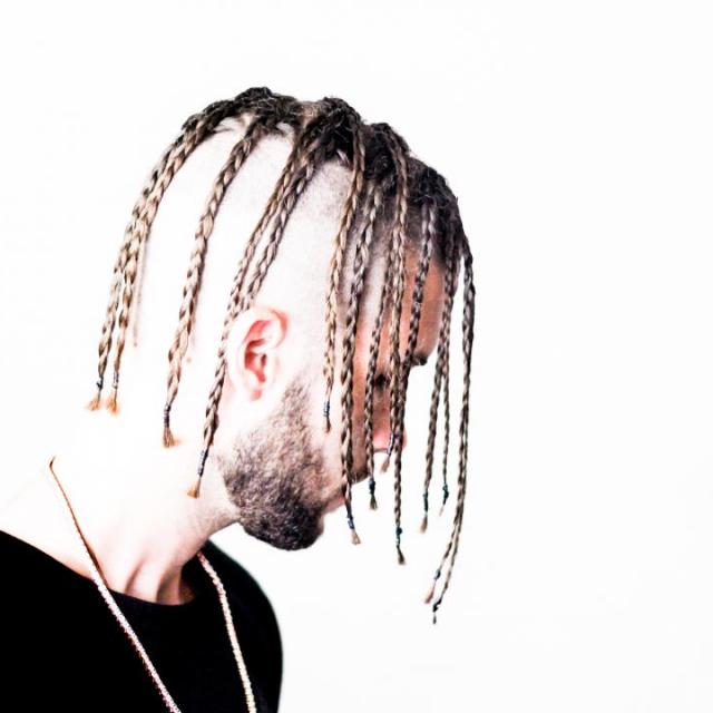 MAK11's picture MAK11's picture